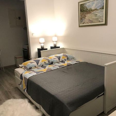 リエカApartman Laraアパートメント エクステリア 写真