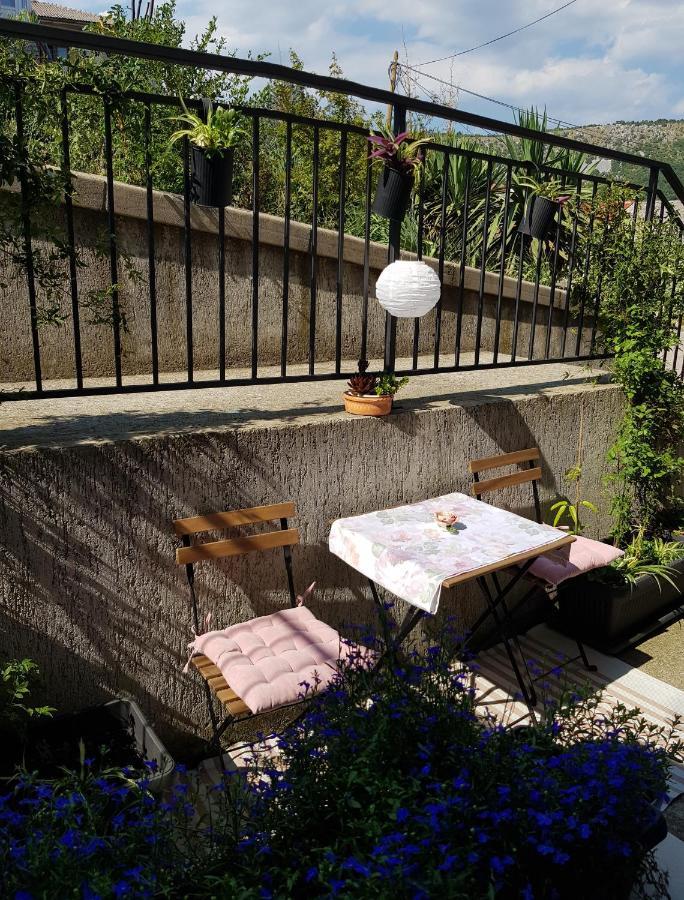 リエカApartman Laraアパートメント エクステリア 写真