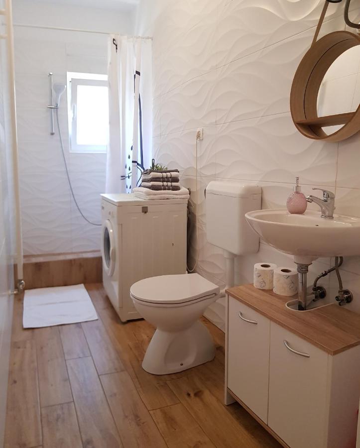 リエカApartman Laraアパートメント エクステリア 写真